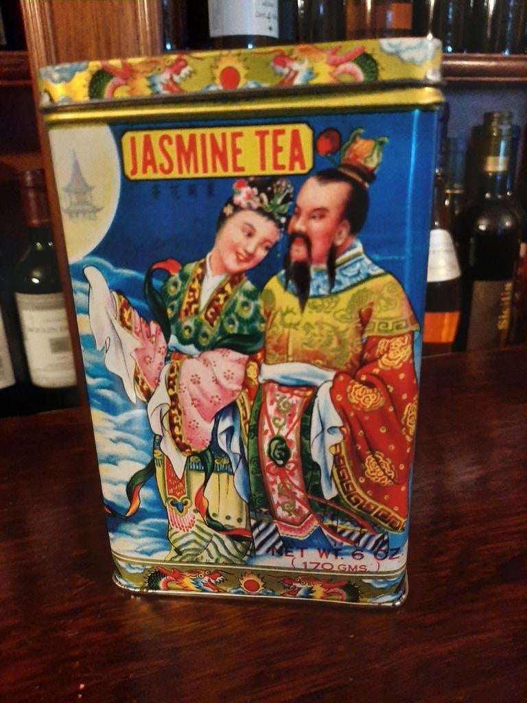 Vintage theeblikken “Jasmine Tea” – Tea Set Brand (China), Verzamelen, Blikken, Zo goed als nieuw, Ophalen of Verzenden