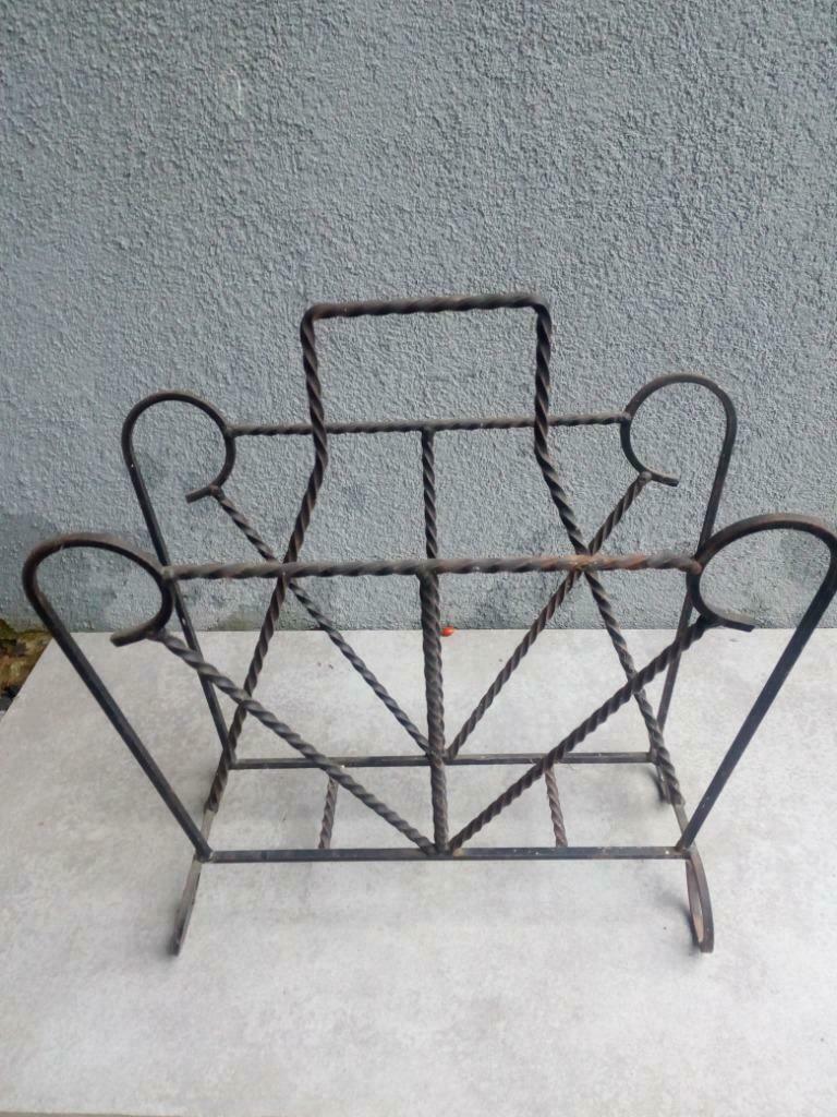 Porte journaux, Enlèvement, Utilisé