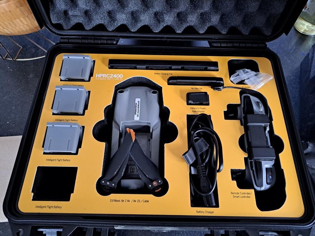 Dji air2s drone als nieuw in flightcase, TV, Hi-fi & Vidéo, Drones, Enlèvement, Comme neuf