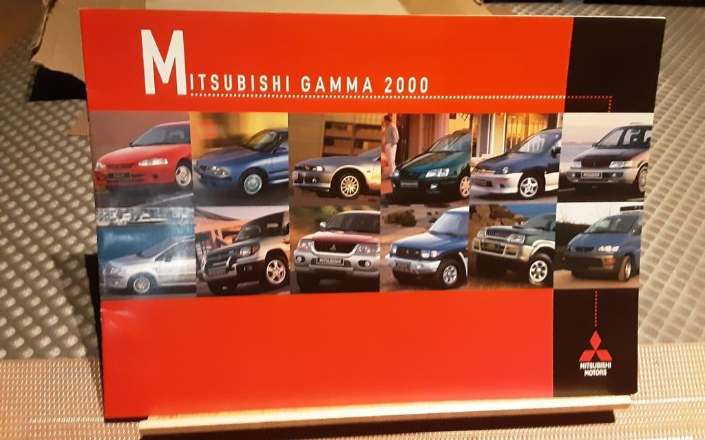Mitsubishi gamma brochure, Livres, Enlèvement ou Envoi, Comme neuf, Mitsubishi