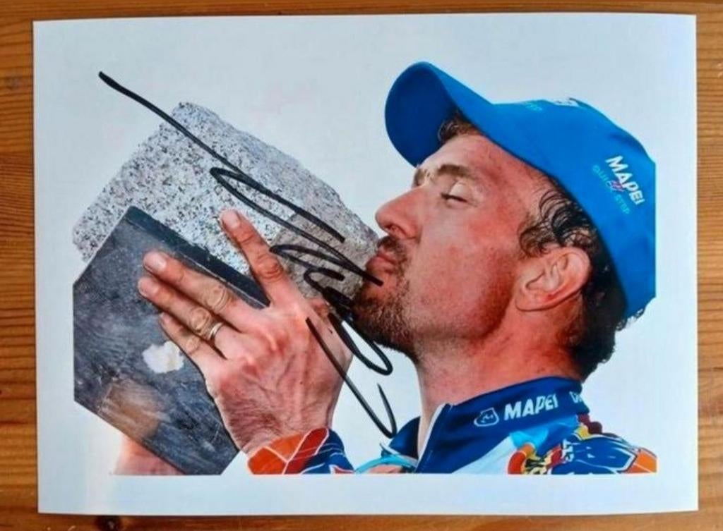 Gesigneerde foto van Johan Museeuw. Parijs-Roubaix., Envoi, Neuf