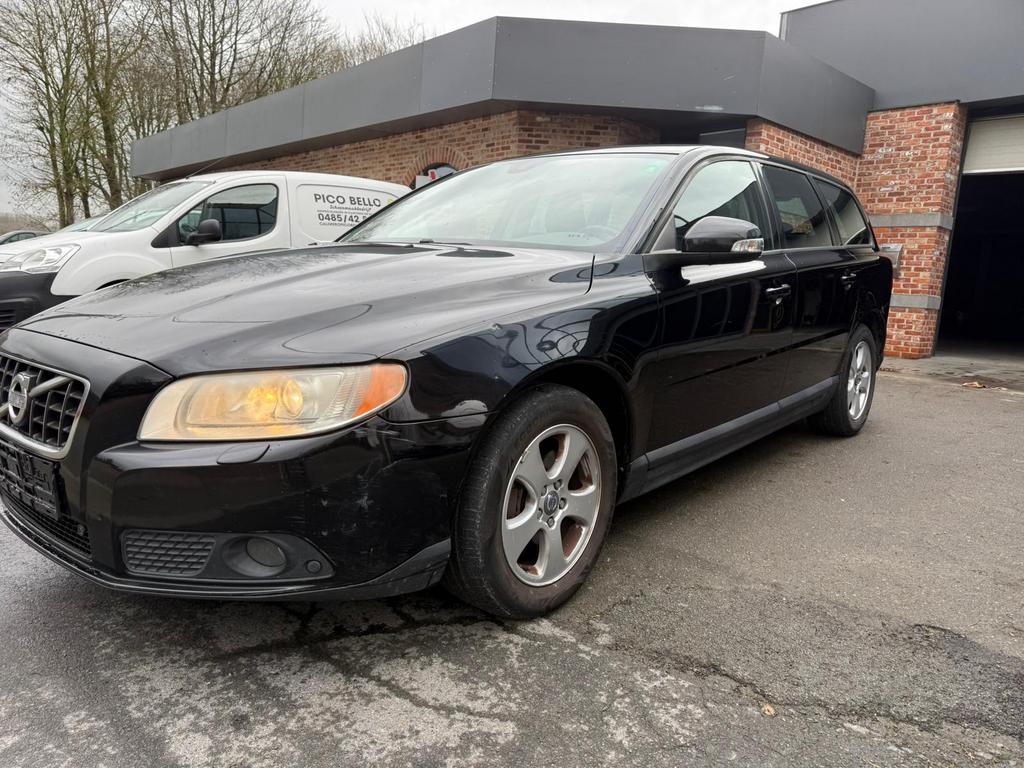 Volvo V70. Automatique 2.4 d! NAVI!, Auto's, Volvo, Automaat, Parkeersensor, Zwart, V70