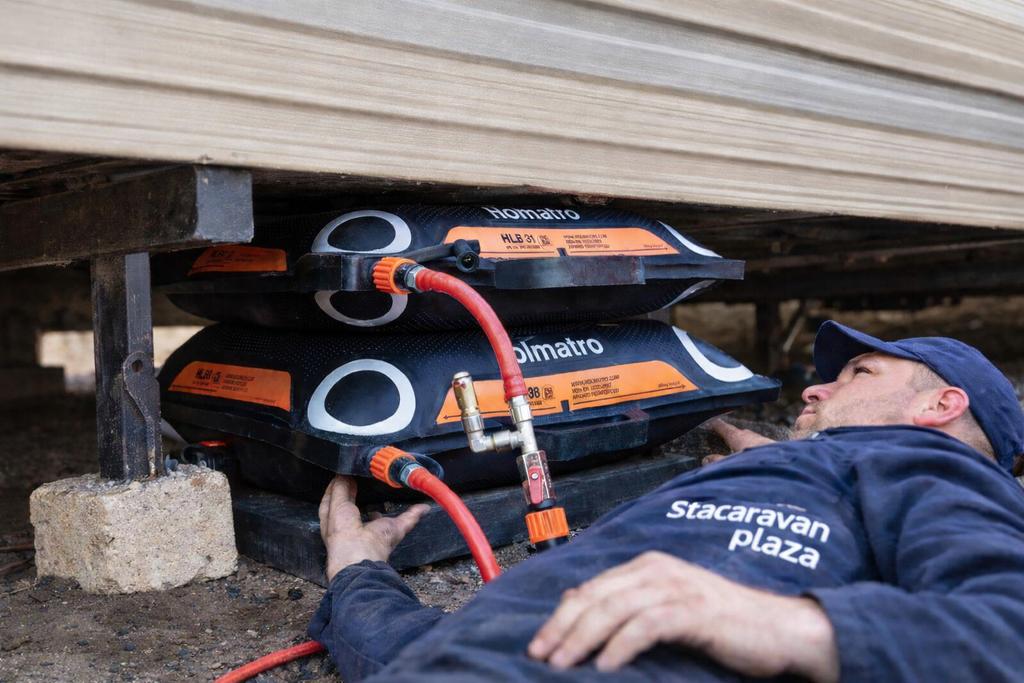 Stacaravan of Chalet Waterpas Stellen – Heel NL & België, Entreprise