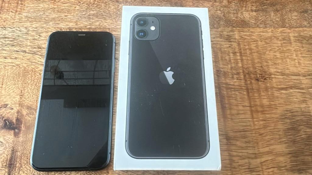 IPHONE 11 in meer dan goede staat, Enlèvement, IPhone 11