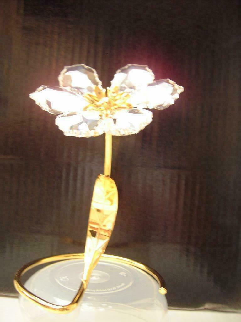 goud kleurige  staander met in kristal uitgevoerde bloem, Ophalen, Nieuw