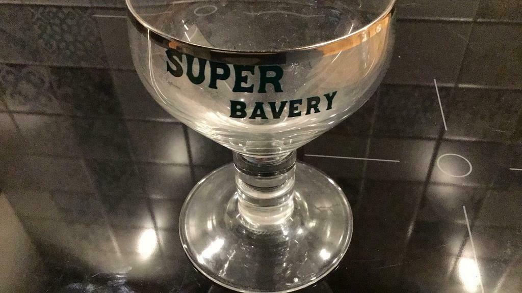 Baf super bavery zilver rand, Verzamelen, Biermerken, Ophalen of Verzenden, Zo goed als nieuw