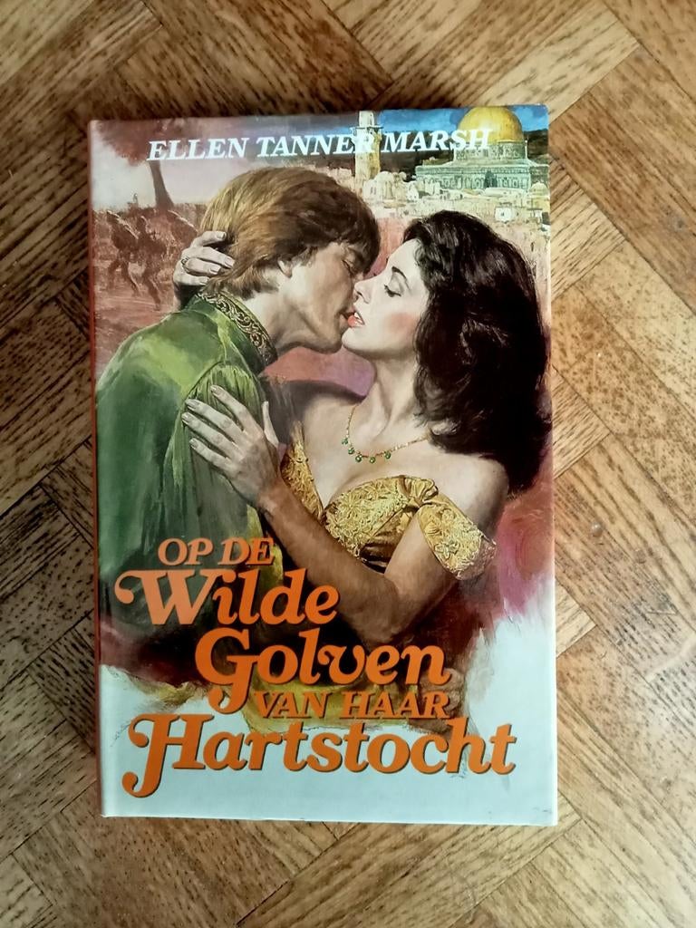 Ellen Tanner Marsh : Op de wilde golven van haar hartstocht, Boeken, Ophalen of Verzenden, Gelezen
