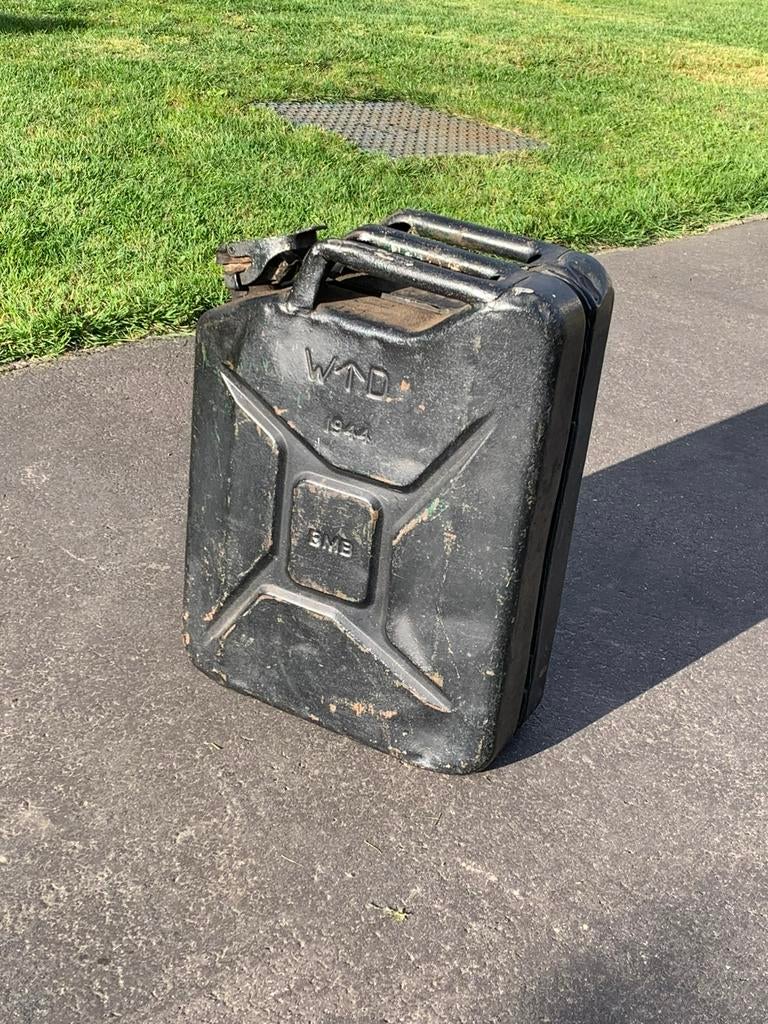 Jerrycan einde tweede wereldoorlog, Verzamelen, Ophalen, Landmacht