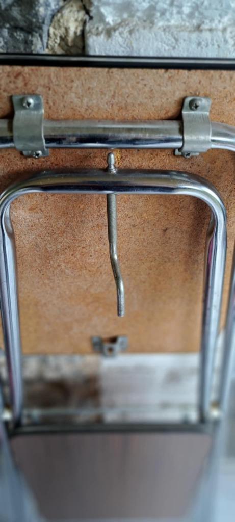 Table de projection avec 2 tablettes "formica" vintage, Ophalen