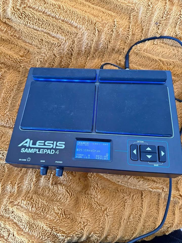 Alesis samplepad 4, Ophalen, Zo goed als nieuw, Overige merken