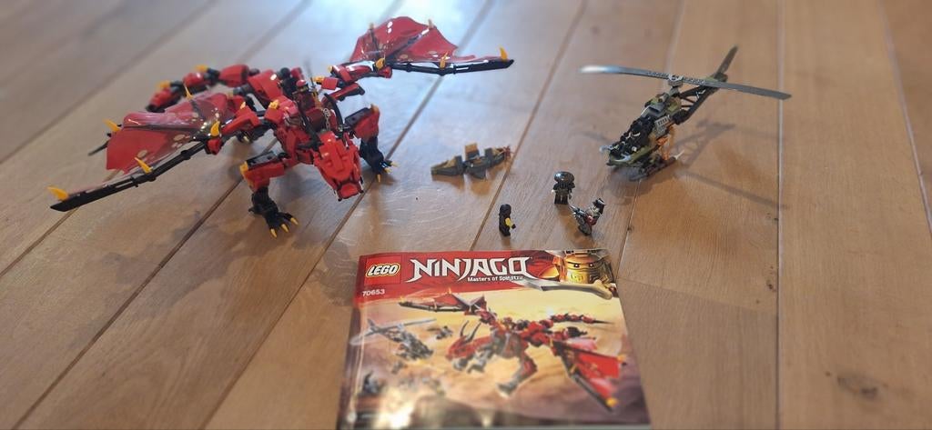 Grote rode lego draak, Ophalen, Lego