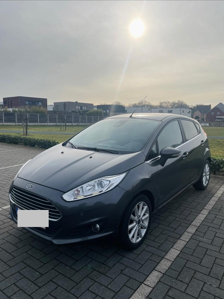 Ford Fiesta Titanium, Auto's, Voorwielaandrijving, Stof, 525 kg, 1098 kg