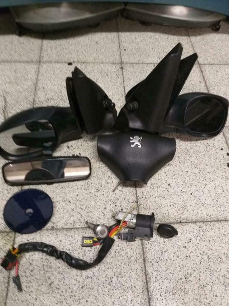 Stukken  Peugeot 206 1.4 benzine, Auto-onderdelen, Spiegels, Peugeot, Gebruikt, Ophalen of Verzenden