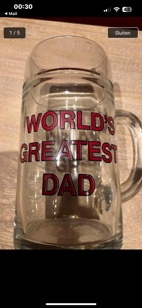 Viert vader met groot bierglas “World greatest dad”, Enlèvement ou Envoi, Comme neuf, Verre à bière