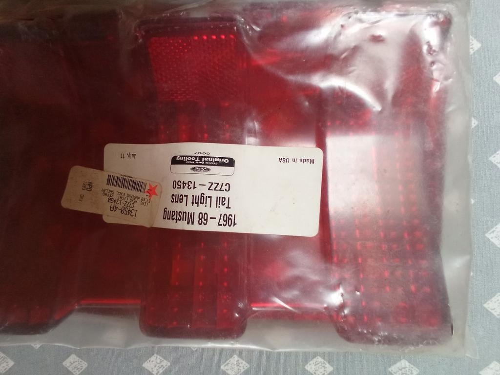 Lot de 2 feux arrières pour Mustang 67 - 68, Autos : Pièces & Accessoires, Enlèvement ou Envoi