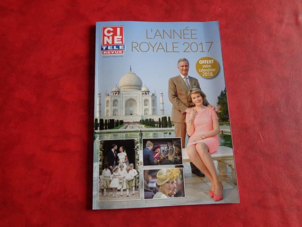 Ciné télé revue : "L'année royale 2017" Calendrier 2018., Verzenden