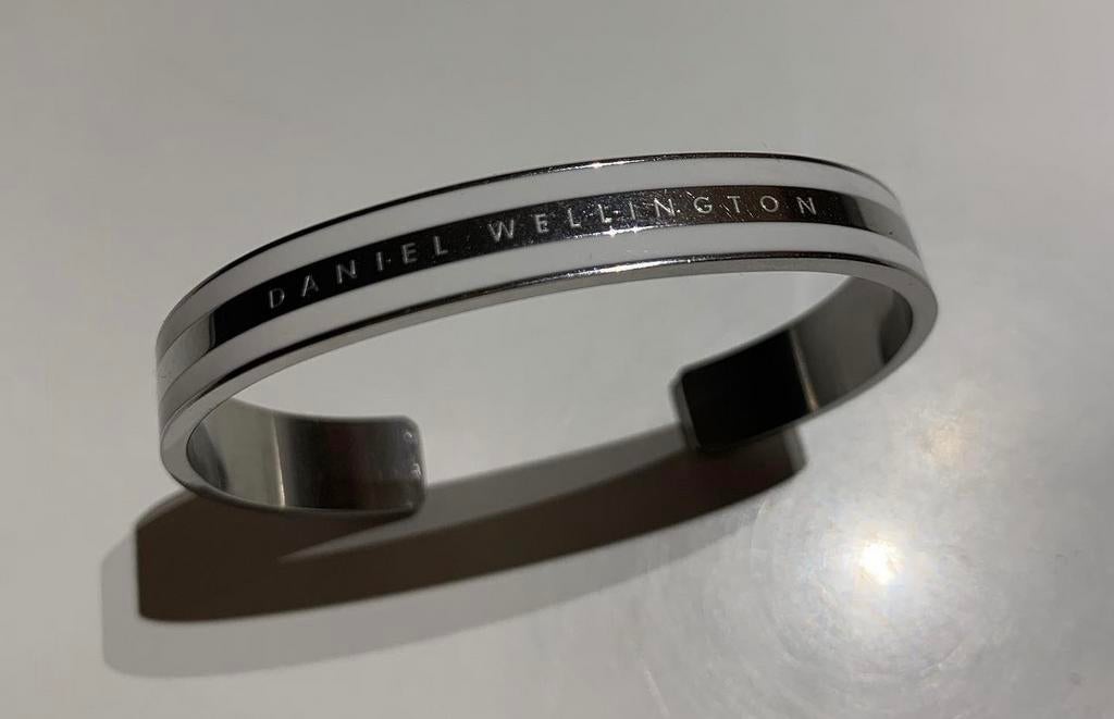 DKNY Donna Karen horloge als nieuw, Zo goed als nieuw