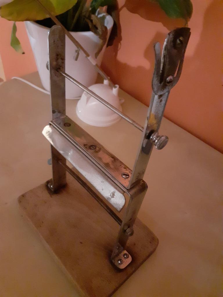 VINTAGE PORTE BOBINE CADEAU BOIS/MÉTAL, Enlèvement, Utilisé