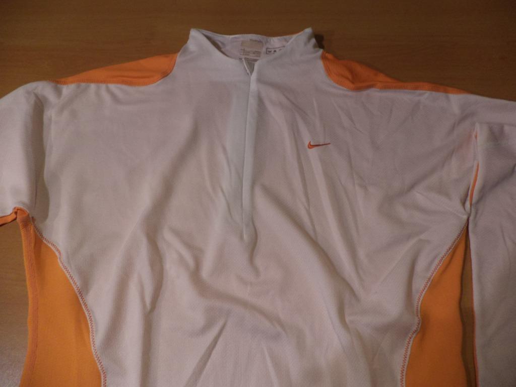 nouveau maillot de course de NIKE, Neuf, Course à pied, Vêtements, Enlèvement ou Envoi