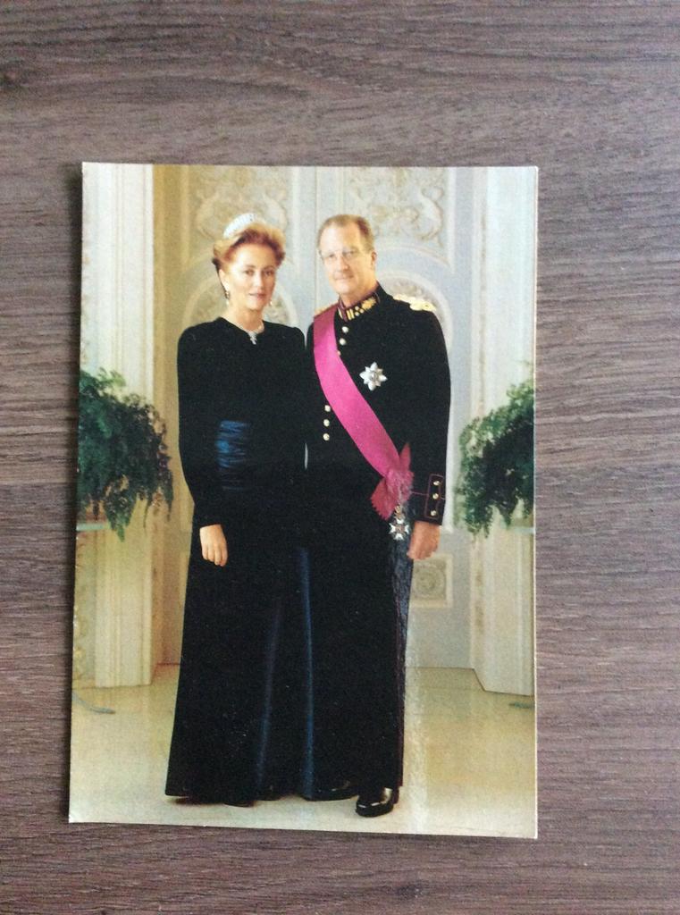 Carte postale Roi Albert et Reine Paola, Collections, Envoi, Comme neuf