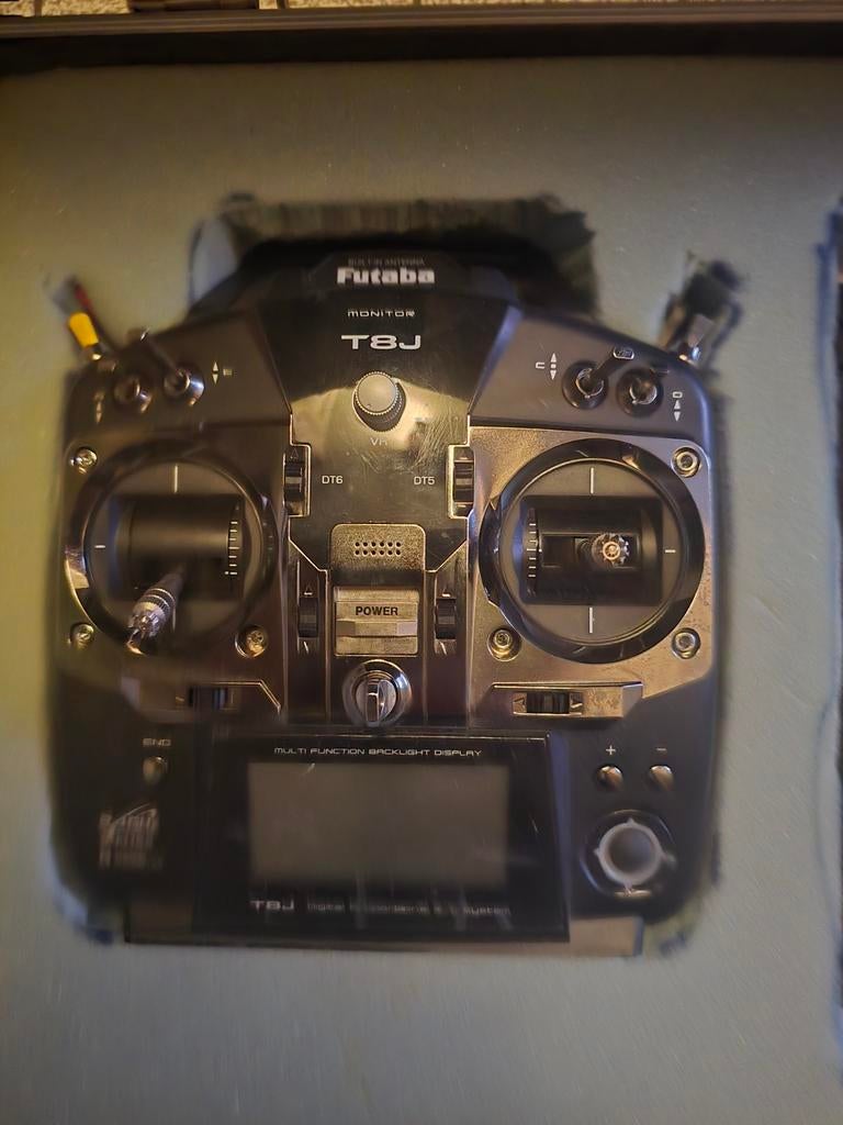 Futaba T8j, Hobby en Vrije tijd, Ophalen