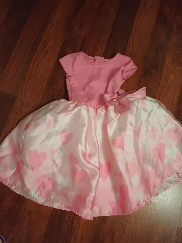 Robe de princesse, Enlèvement