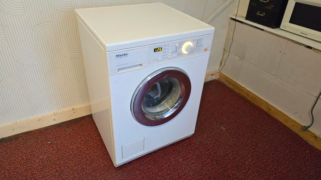 machine à laver miele softtronic w432 LAVE-LINGE MIELE SOFTT, Electroménager, Enlèvement ou Envoi