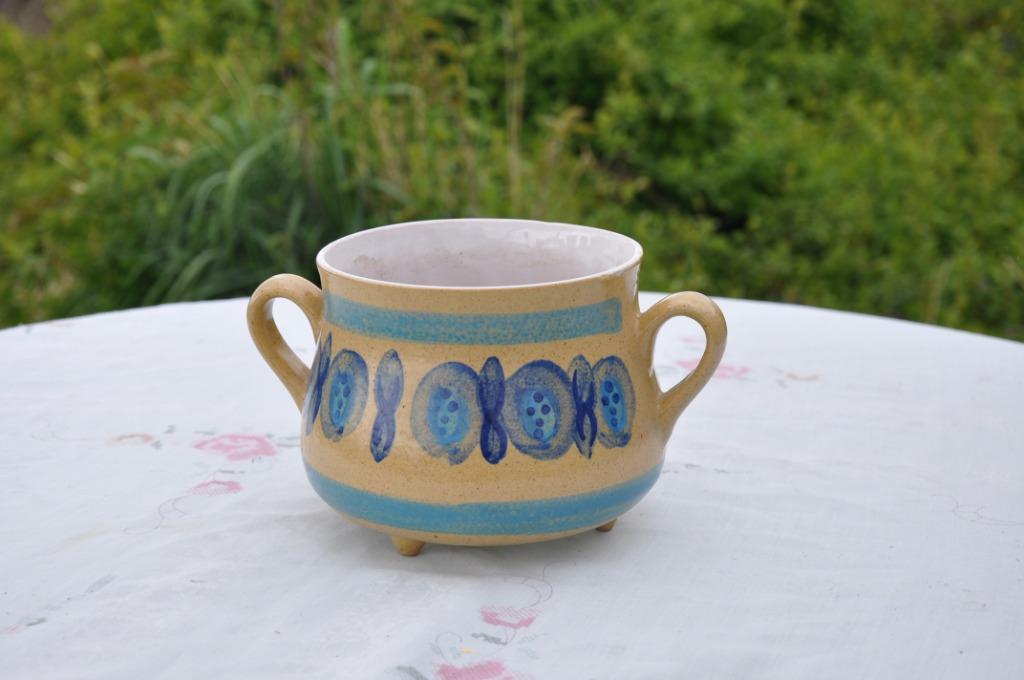 §  cache pot sur pied avec anse en faience, Enlèvement ou Envoi, Rond, Utilisé, Intérieur