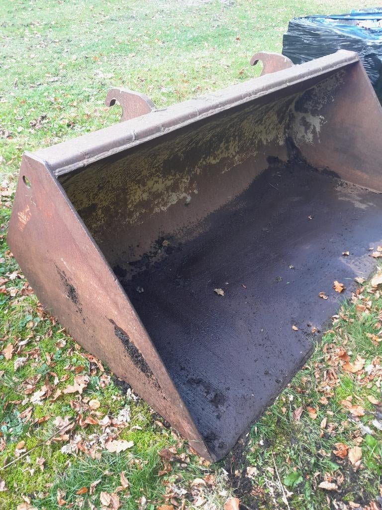 Excavatrice, godet bulldozer, Enlèvement