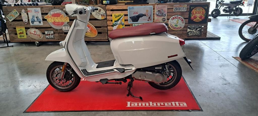 Lambretta, Enlèvement, Neuf, Classe B (45 km/h)
