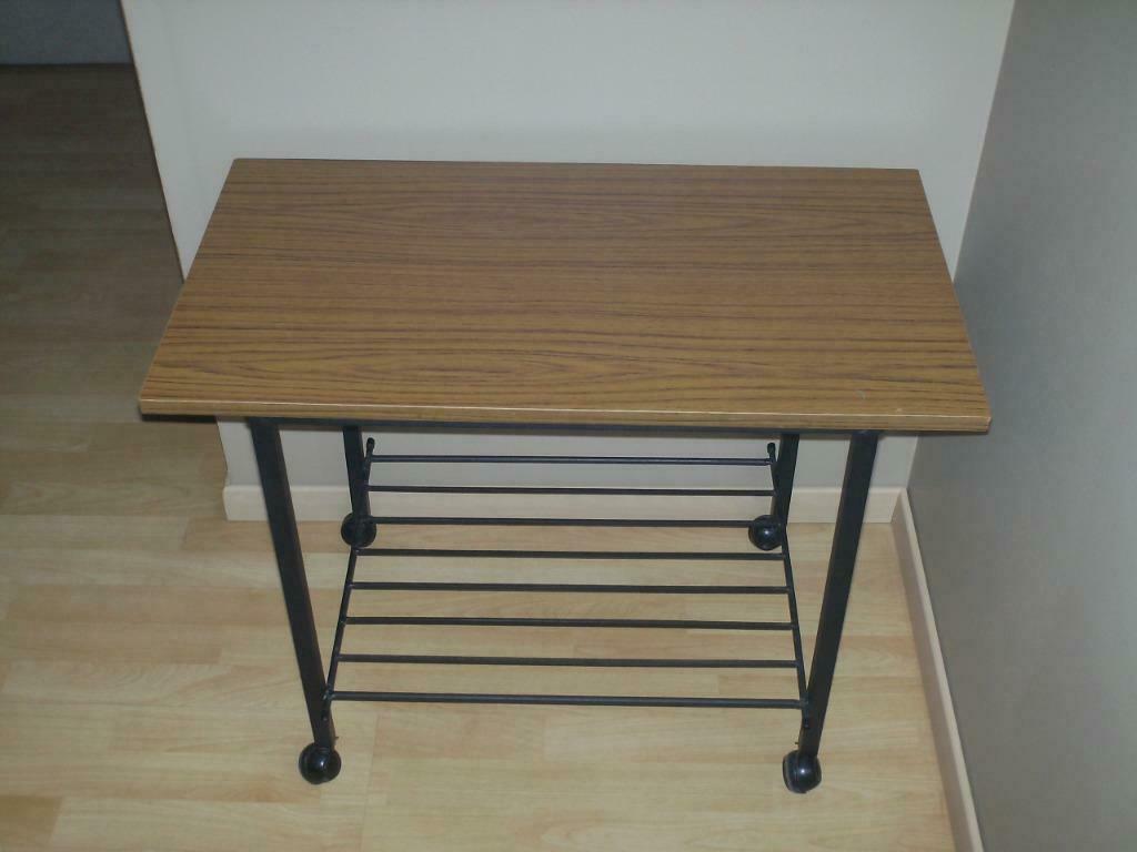 TV tafel, Huis en Inrichting, Kasten |Televisiemeubels, Gebruikt, Vintage, 50 tot 100 cm, Minder dan 100 cm