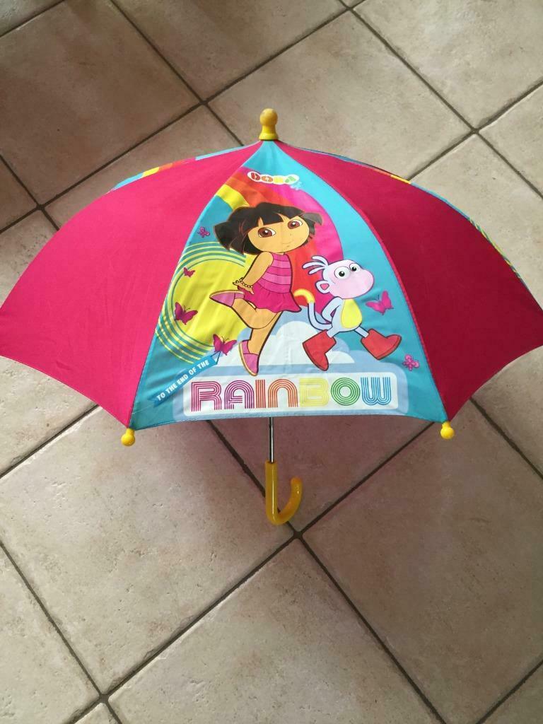 Kinderparaplu (2 stuks) - Dora & Pooh, Kinderen en Baby's, Ophalen of Verzenden, Gebruikt