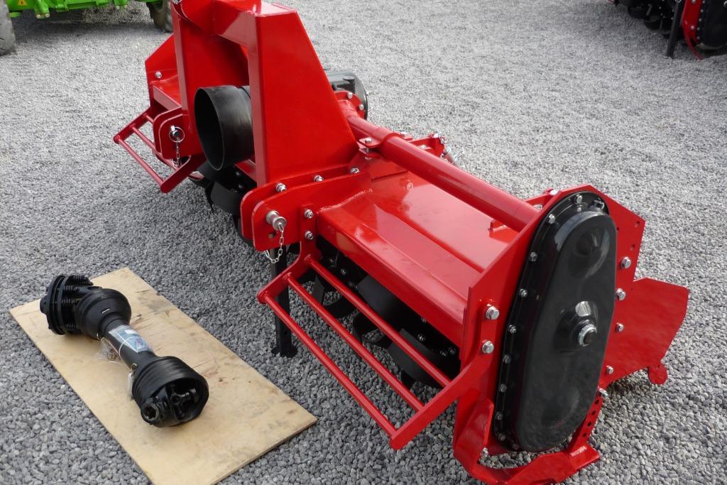 frezen 2.2 m -- 1.8 m -1.3 m -1.1 m ---6 mes /flens, Ophalen, Weidebouw