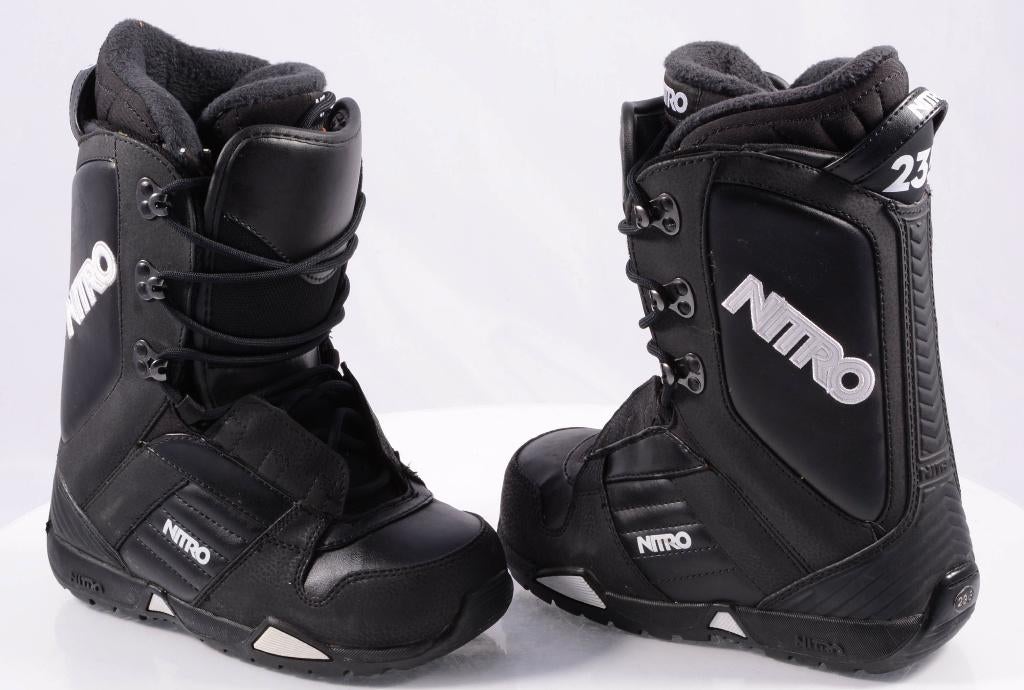 Chaussures de snowboard 37 38 40.5 EU NITRO noir/blanc, Enlèvement ou Envoi, Utilisé, Chaussures