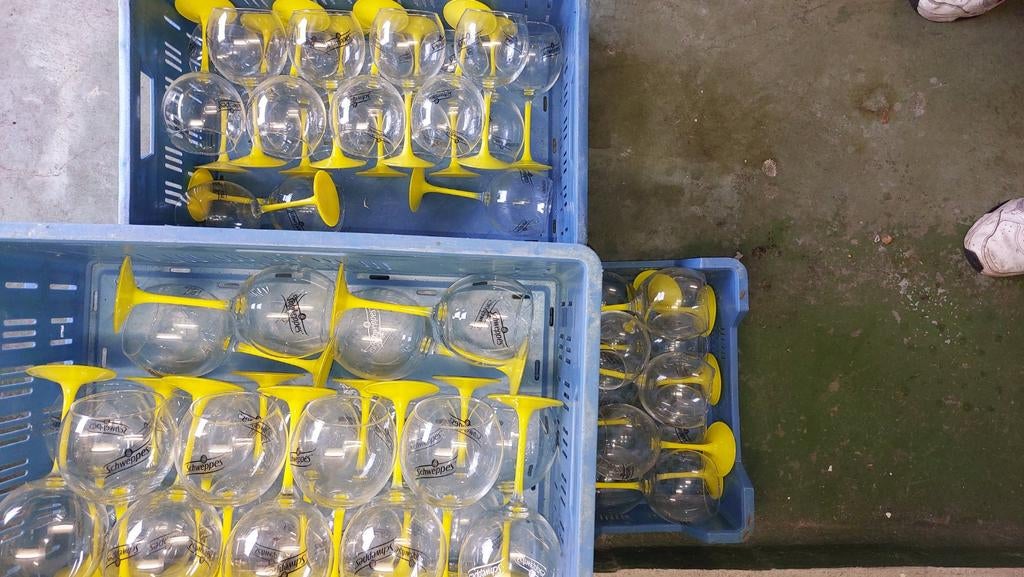 Gin tonic glazen Scweppes, Verzamelen, Glas en Drinkglazen, Ophalen