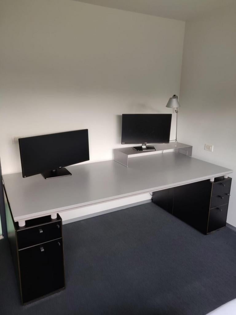 bulo designbureau, Ophalen, Zo goed als nieuw