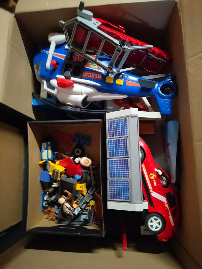 Doos met allerlei Playmobil, brandweerkazerne, garage,,..., Kinderen en Baby's, Speelgoed | Playmobil, Ophalen