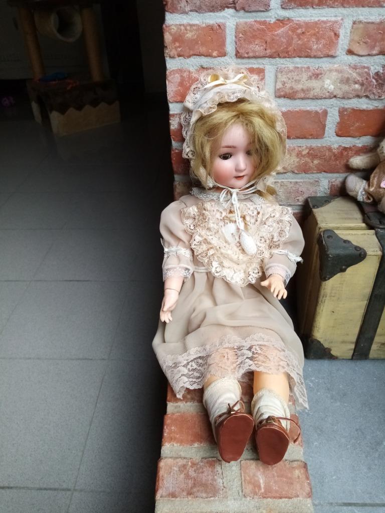 Kleedje en mutsje voor antieken poppen, Verzamelen, Ophalen of Verzenden, Nieuw, Pop