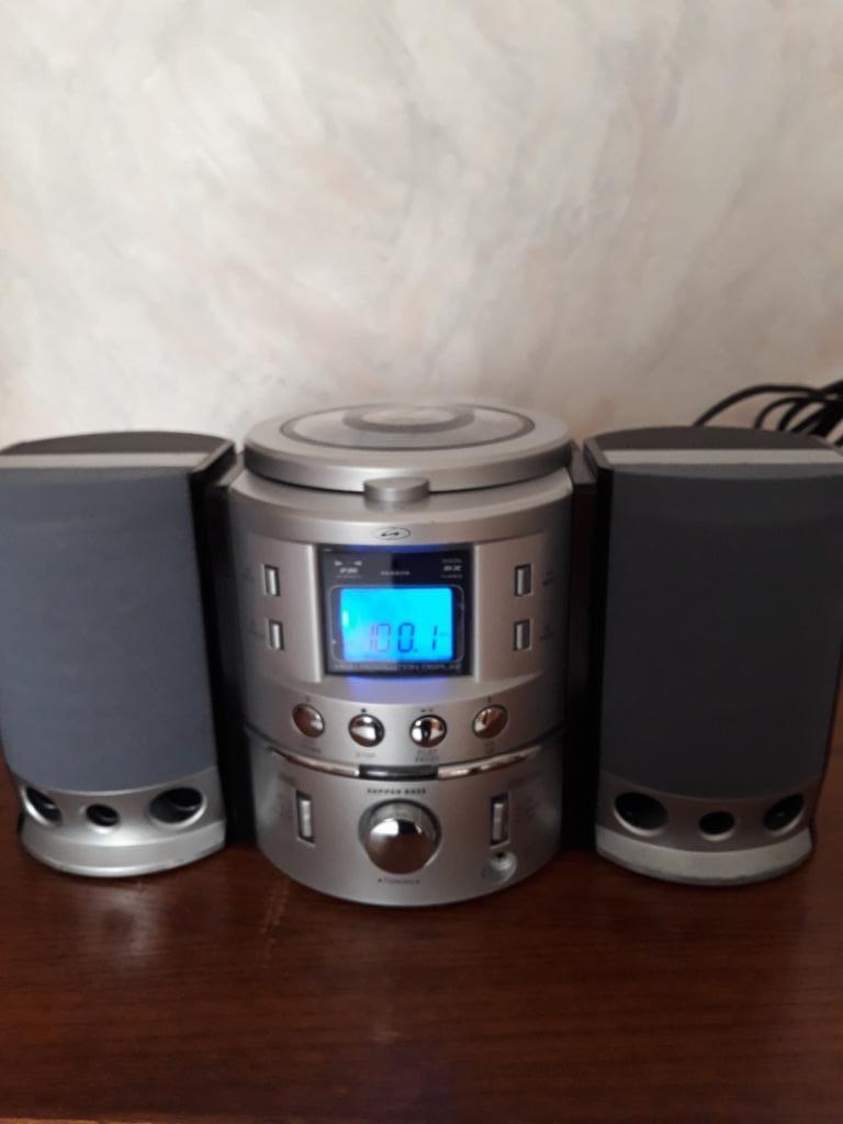 Mini CD Audio Systeem met Klok/Radio-2 luidsprekers-, Ophalen, Gebruikt, Overige merken, Met radio