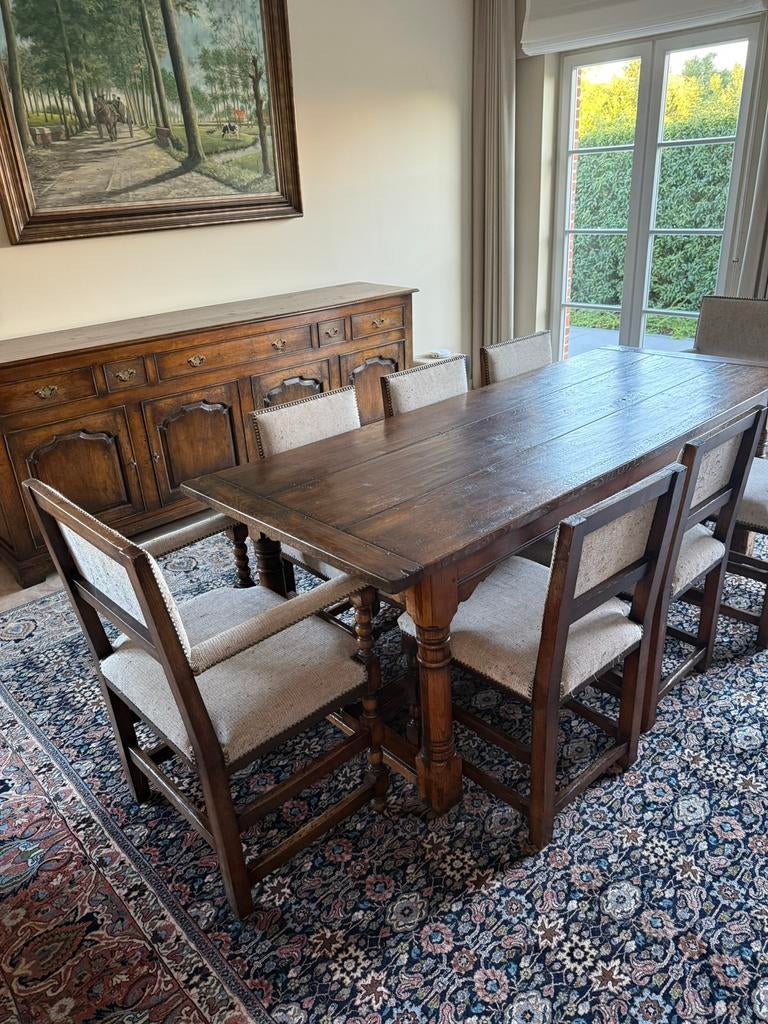 Antieke eetkamer, Ophalen