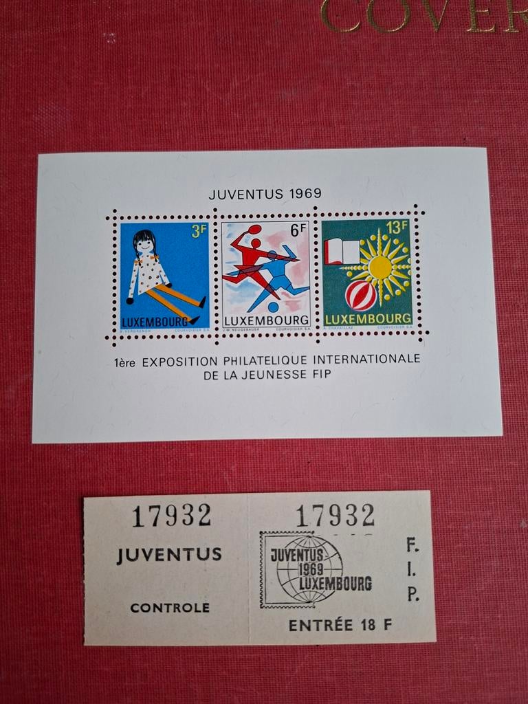 JUVENTUS 1969 wedstrijd Luxemburg ticket + vel van 3 postzeg, Ophalen of Verzenden