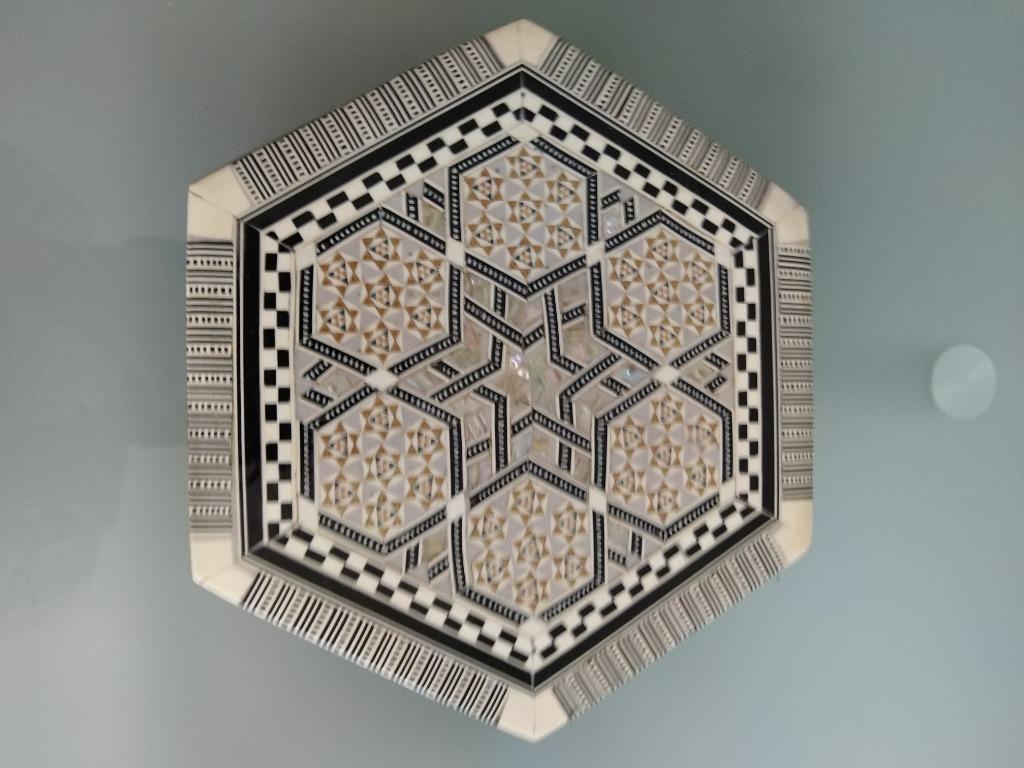 Boîte à bijoux marqueterie de nacre, Antiquités & Art, Enlèvement ou Envoi