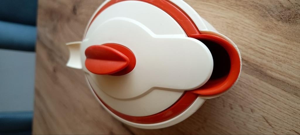 Retro sauskom tupperware oranje om warm te houden, Huis en Inrichting, Keuken | Tupperware, Ophalen, Zo goed als nieuw, Oranje