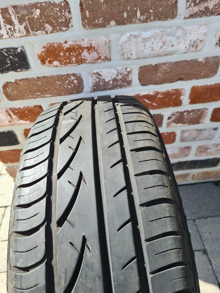 1 autoband van Hankook, Auto-onderdelen, Ophalen, Gebruikt, 16 inch, 205 mm