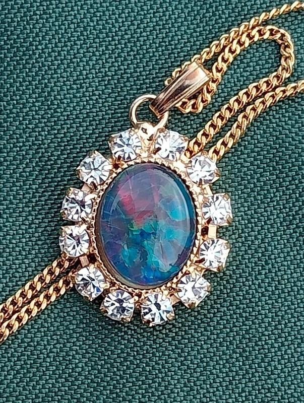Vintage Design 14K Goud gevulde ketting met Opaal triplet, Handtassen en Accessoires, Met edelsteen, Verzenden, Nieuw, Goud