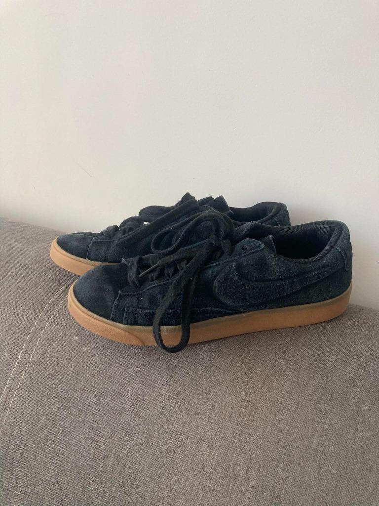 Baskets Nike en daim taille 38,5 comme neuves, Enlèvement ou Envoi, Sneakers et Baskets, Nike, Comme neuf
