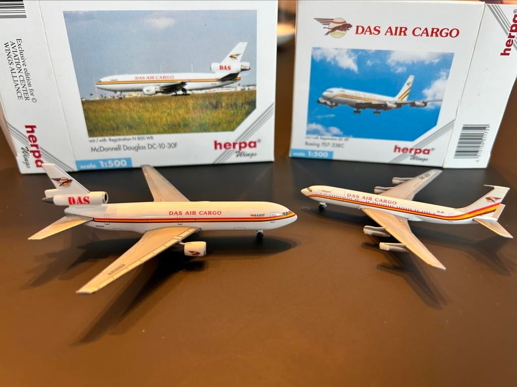 Das Air Cargo Boeing 707F + DC-10F 1/500 Herpa Wings, Ophalen of Verzenden, Zo goed als nieuw