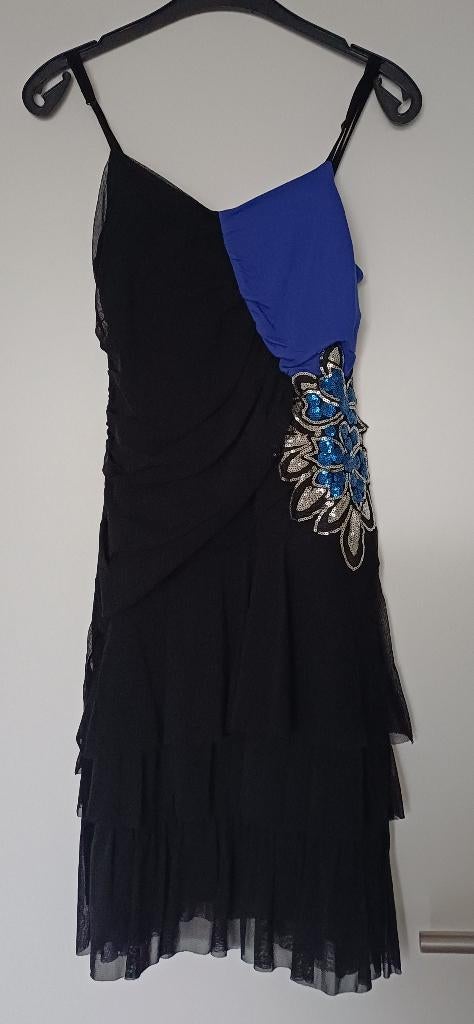 zwarte cocktailjurk met spaghettigbandjes, Kleding | Dames, Verzenden, Zwart, Nieuw, Knielengte