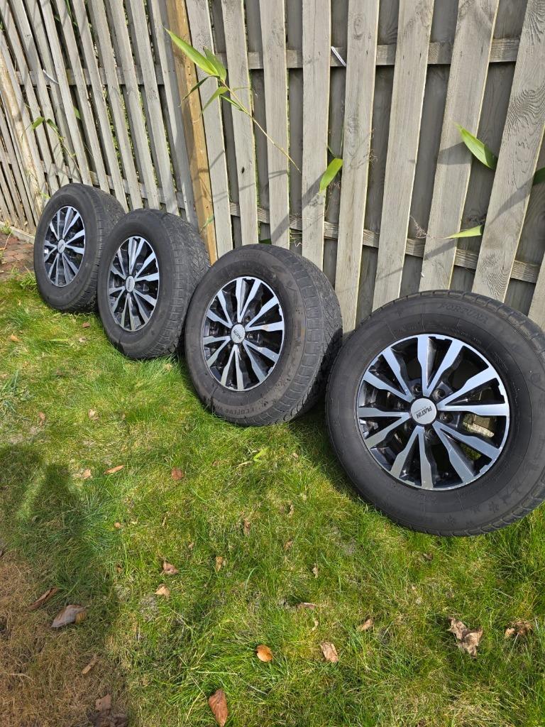 MB Sprinter VW Crafter, Auto-onderdelen, Banden en Velgen, Ophalen, 16 inch, Banden en Velgen, 235 mm