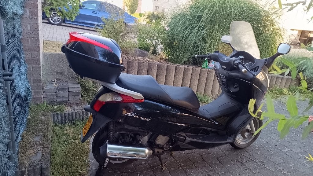 Honda FES125 S-wing, Scooter, Occasion, Permis Moto A1 minimum, Particulier